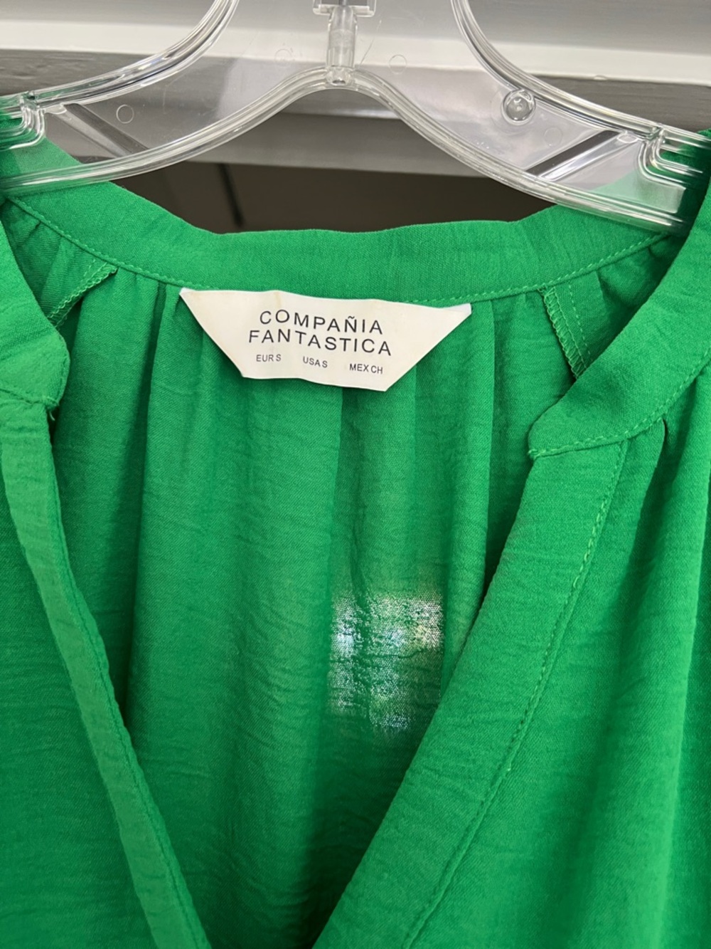 Bright Green Long Sleeve Maxi Dress with Button Placket - Picture 2 of 4